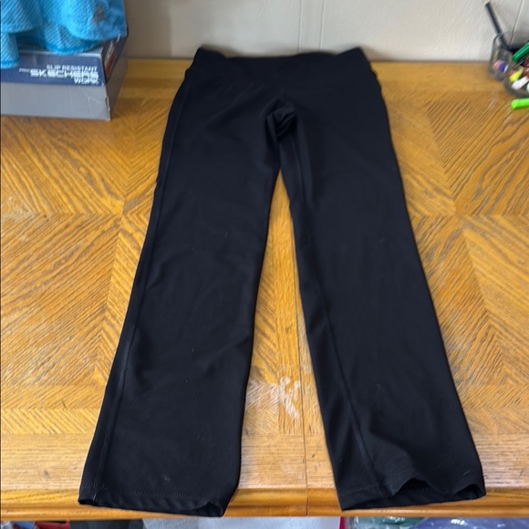 Old Navy Black Leggings - Picture 2 of 5